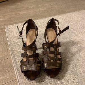 Marc fisher brown sandal heels
